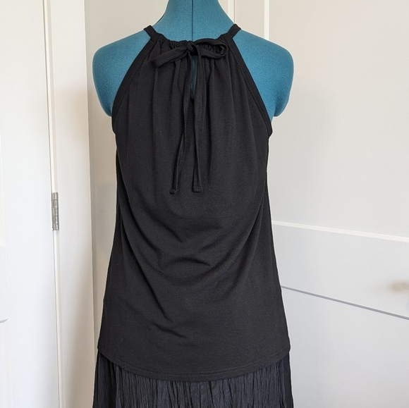 Wiholl women's halter top Large black tie back neck flattering NWOT - Picture 2 of 4